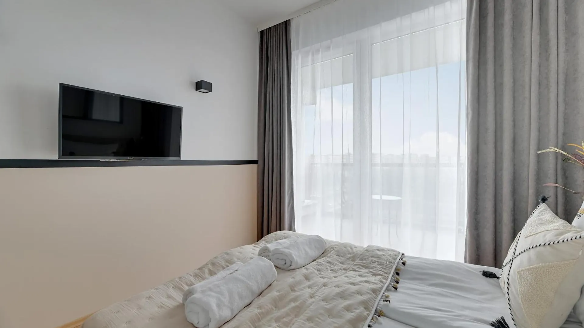 Nad Stawem By Downtown Apartments Gdansk